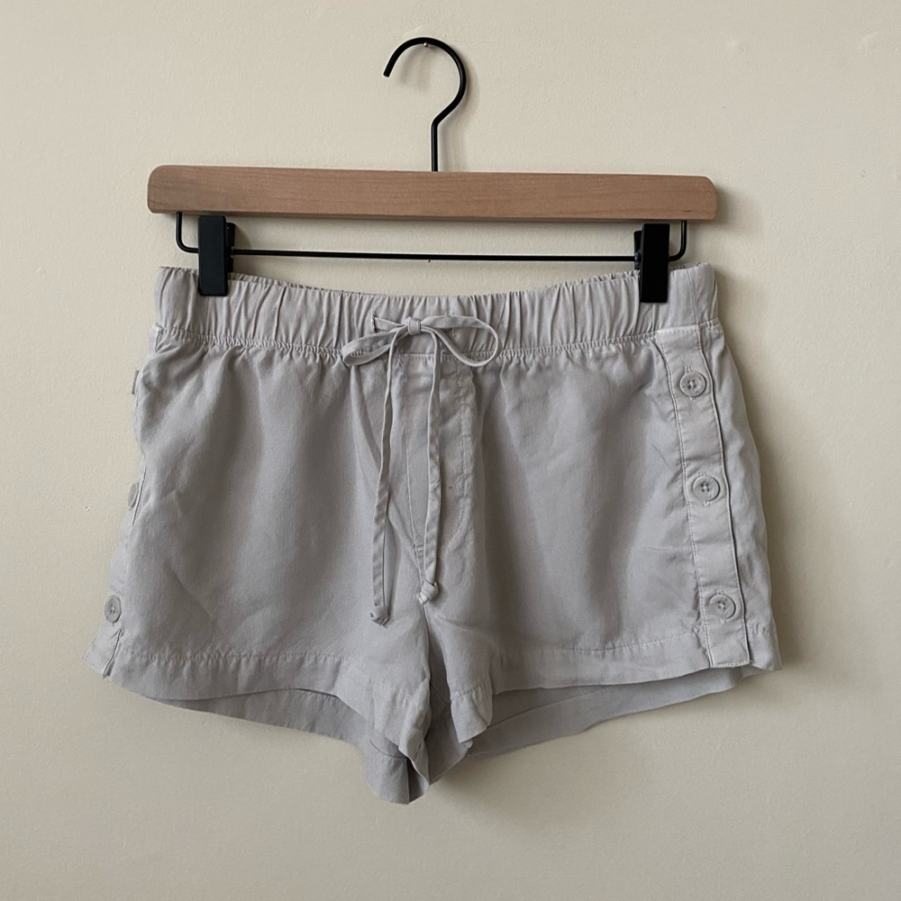 Drawstring Side Button Shorts